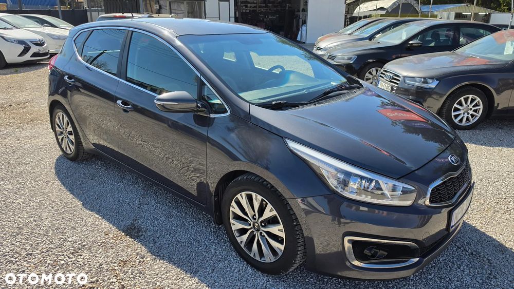 Kia Ceed 1.6 GDI L Business Line - 37