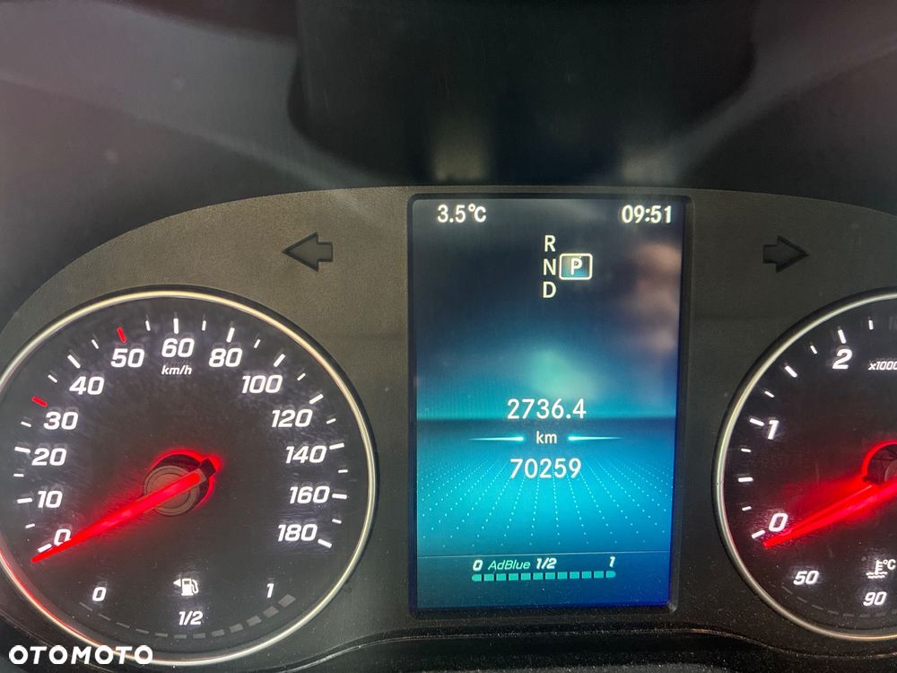 Mercedes-Benz SPRINTER - 15