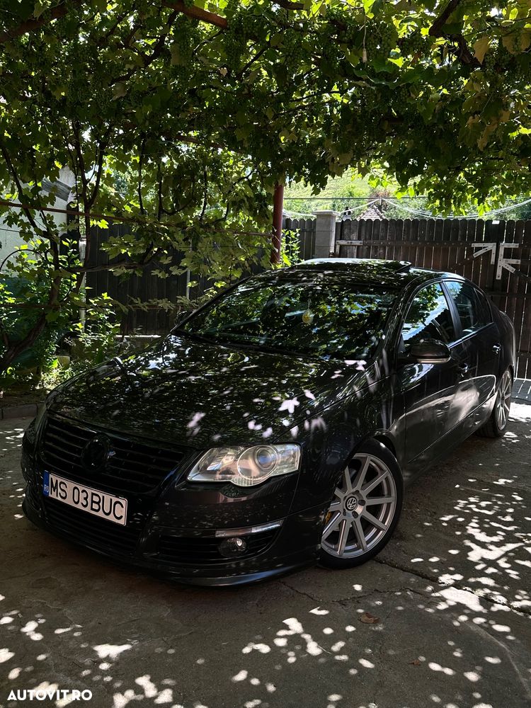 Volkswagen Passat 2.0TDI Sportline DPF DSG - 2