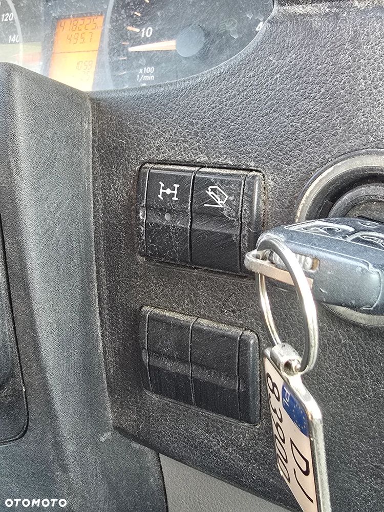 Mercedes-Benz Sprinter - 9