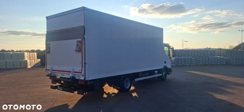 MAN TGL 8.220 - 6