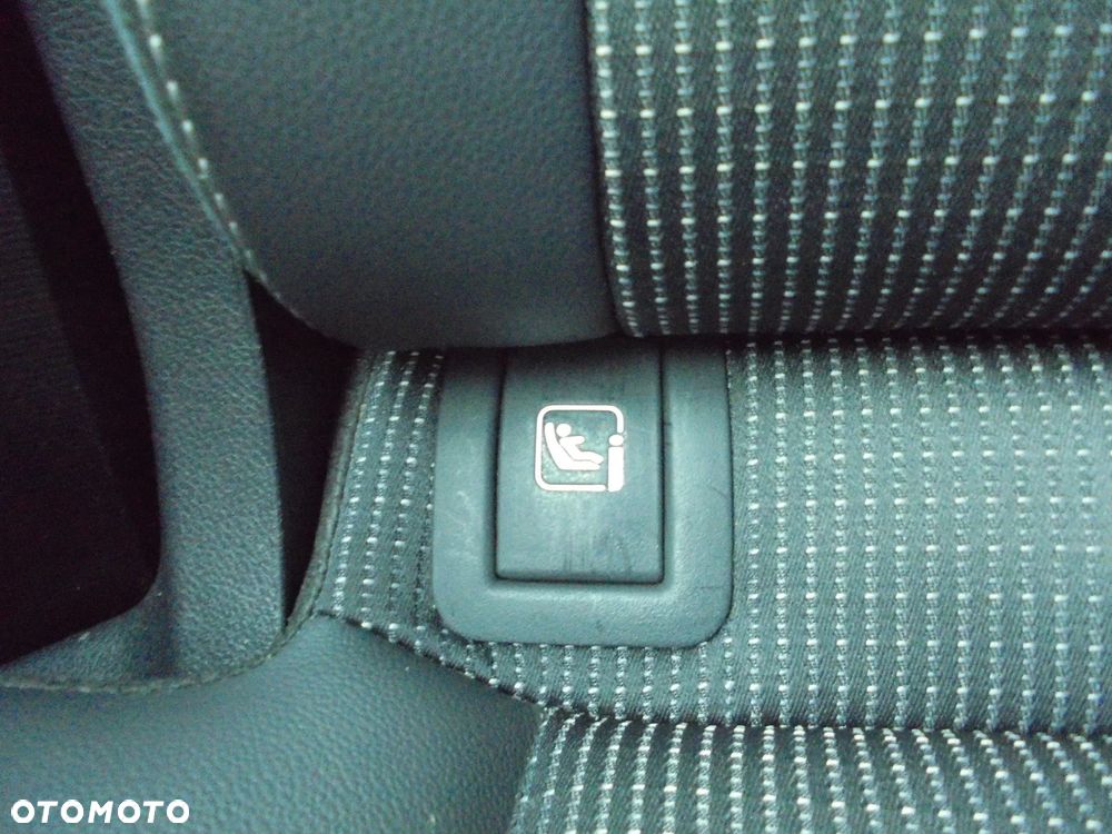 Kia Sportage 1.6 CRDI AWD Eco-Dynamics+ (48V M-H) DCT PLATINUM - 40