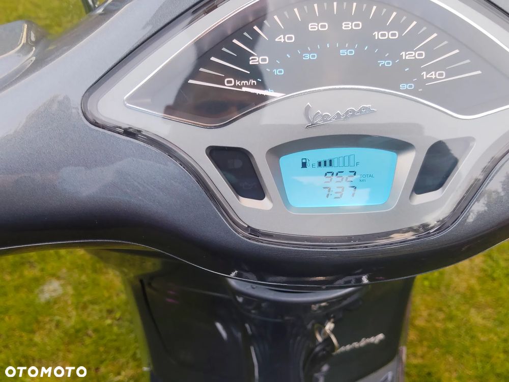 Piaggio Vespa - 7