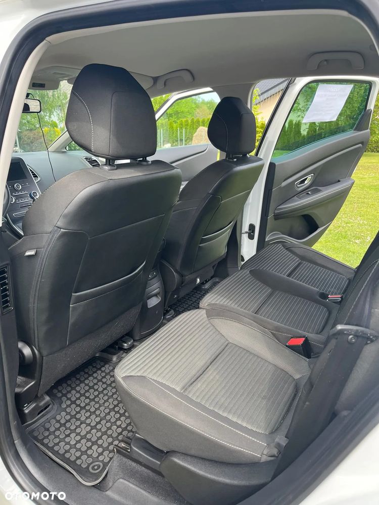 Renault Scenic - 13