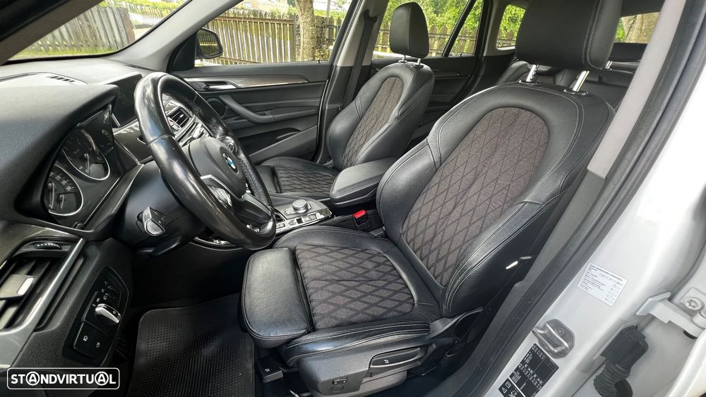 BMW X1 sDrive18d Aut. Sport Line - 18