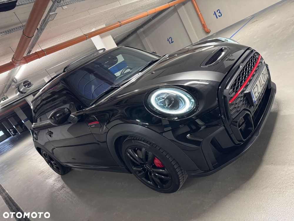 MINI John Cooper Works - 30