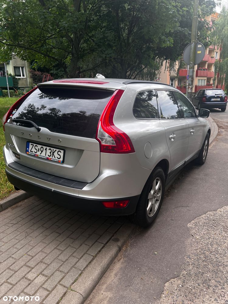 Volvo XC 60 D3 Kinetic - 4