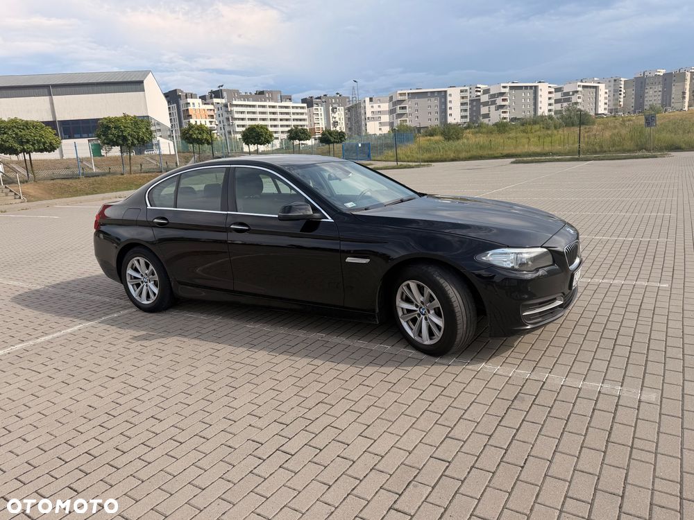 BMW Seria 5 518d - 4