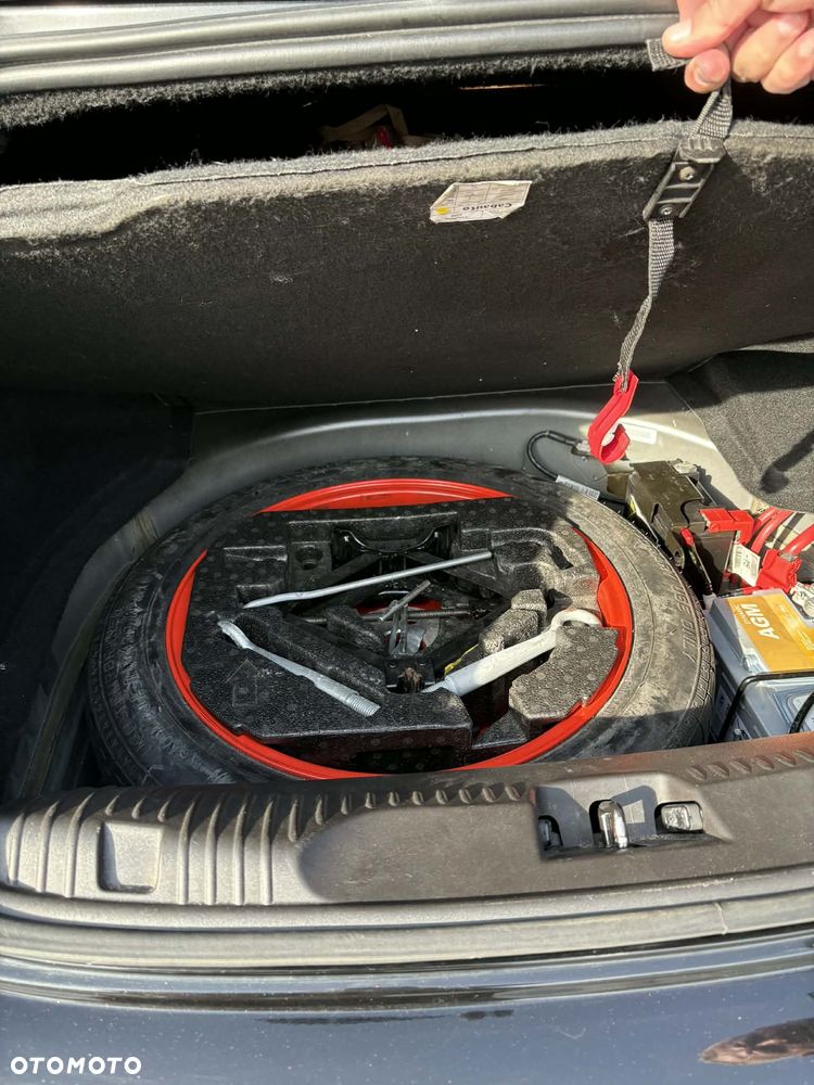 Jaguar XF 2.2 D Premium Luxury - 17