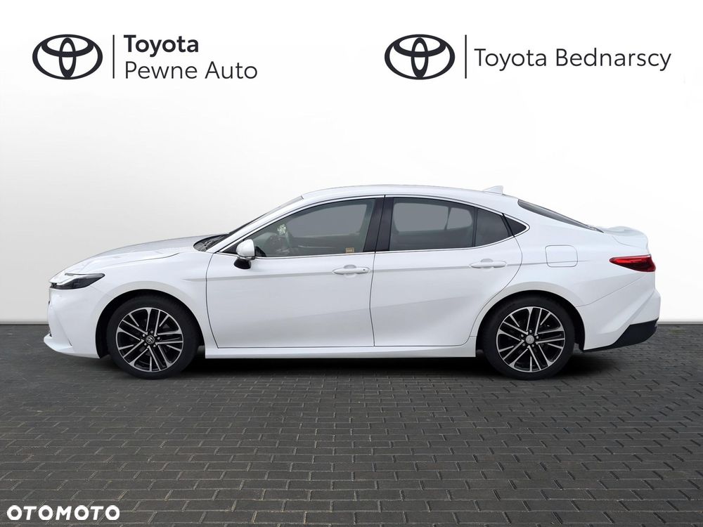 Toyota Camry - 2