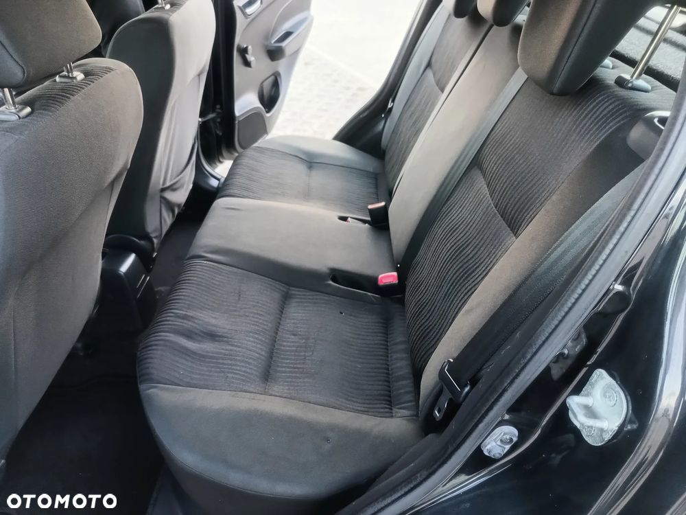Suzuki Swift - 21
