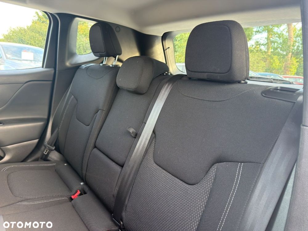 Jeep Renegade - 41