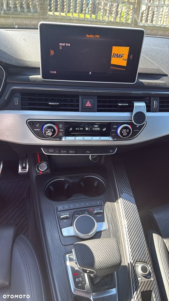Audi A4 Limousine - 22