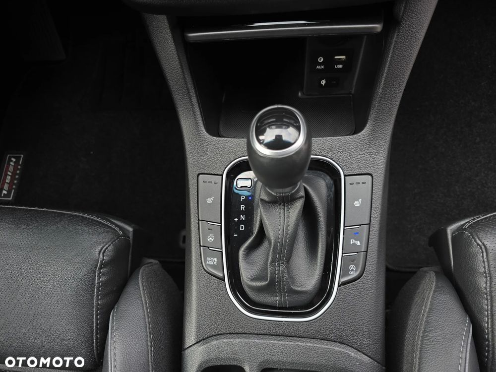 Hyundai i30 - 25