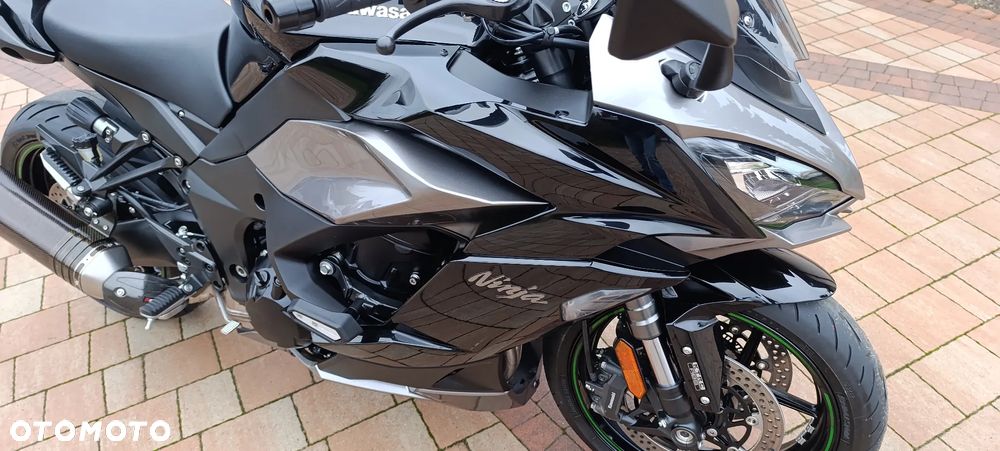 Kawasaki Ninja 1000 SX - 19