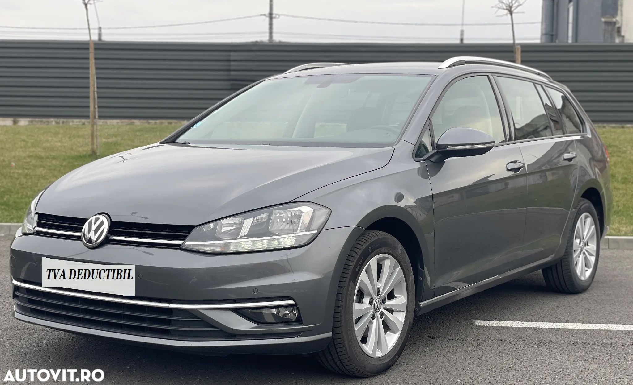 Volkswagen Golf 1.6 TDI (BlueMotion Technology) DSG Comfortline - 11