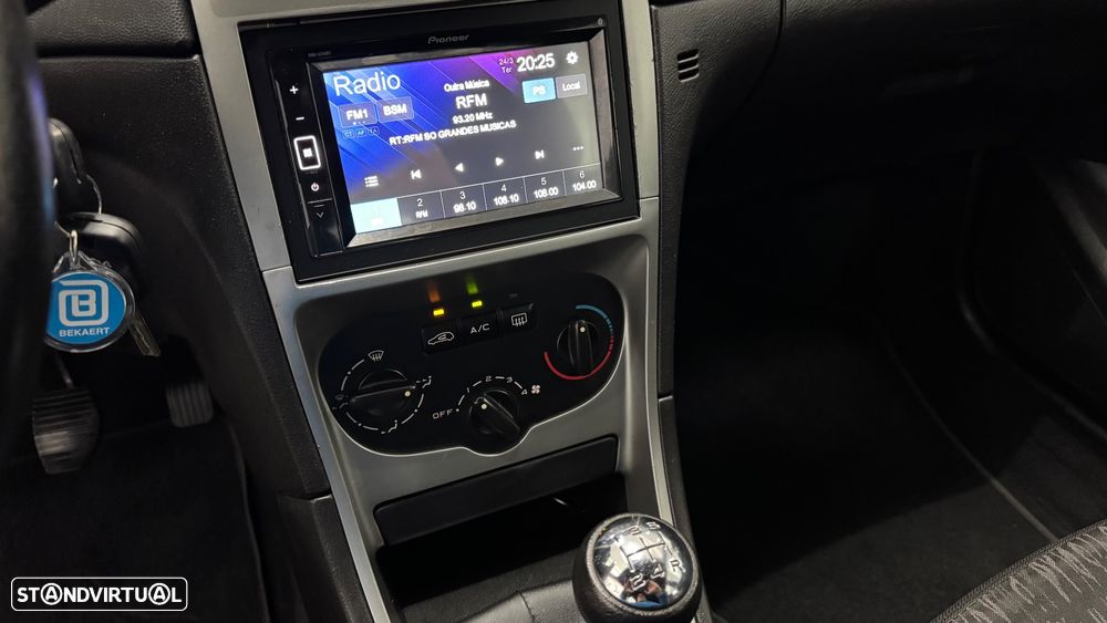 Peugeot 307 1.6 16V XS - 22