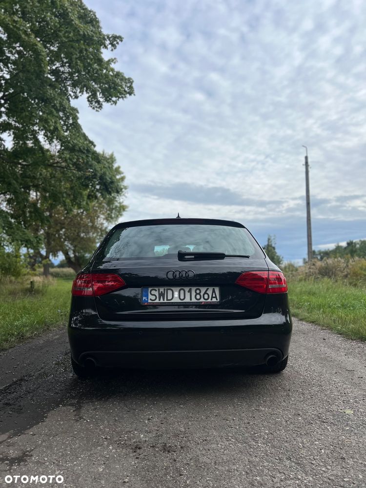 Audi A4 Avant - 2