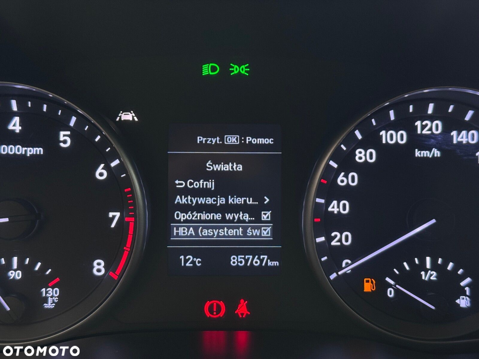 Hyundai i30 1.5 DPI Classic + - 28