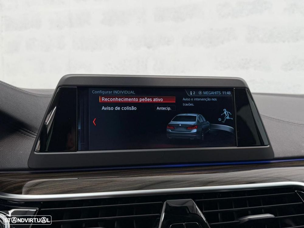 BMW 530 e iPerformance Line Luxury - 29