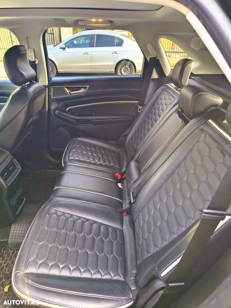 Ford Edge 2.0 TDCi Powershift Titanium - 11