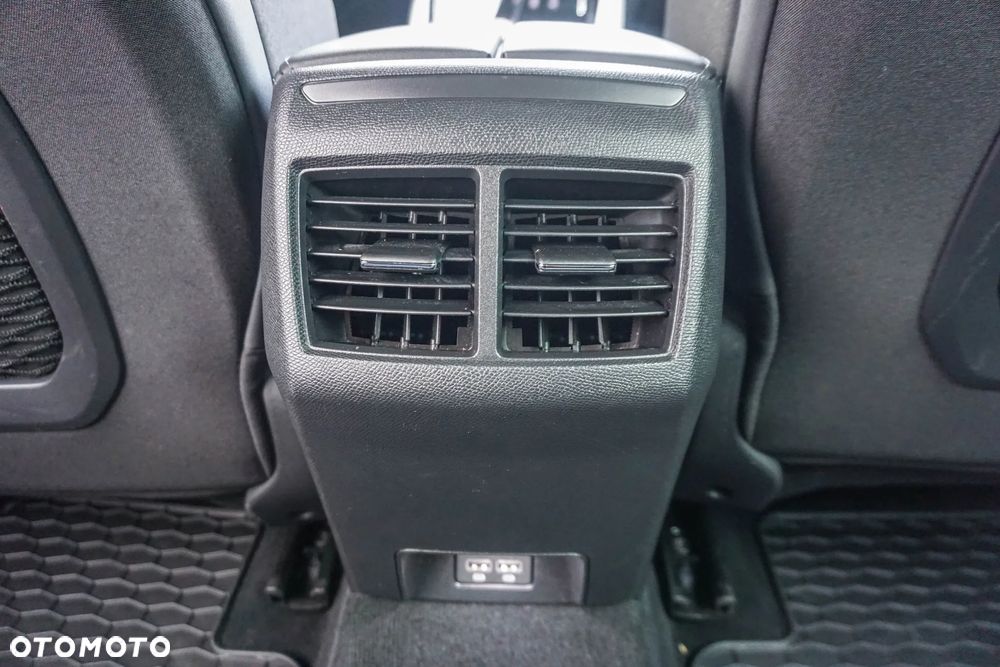 Peugeot 508 1.5 BlueHDi Allure S&S EAT8 - 31