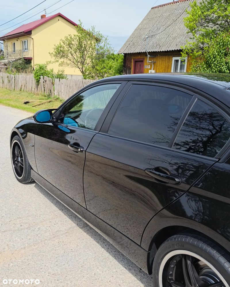 BMW Seria 3 - 16