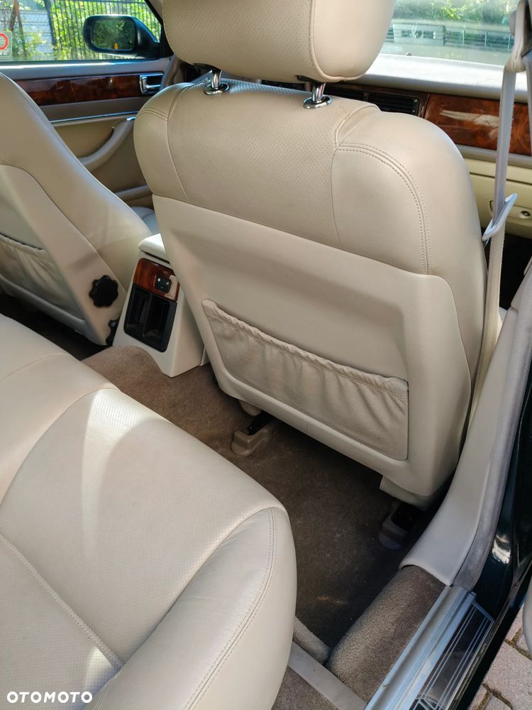 Jaguar XJ - 28