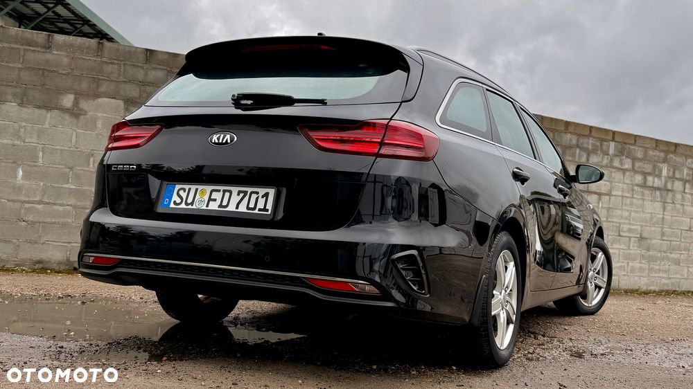 Kia Ceed 1.4 T-GDI DCT OPF Platinum Edition - 18