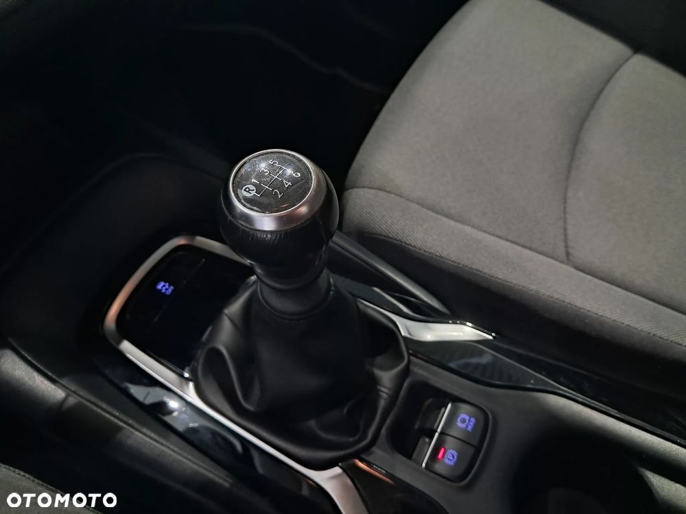 Toyota Corolla - 13
