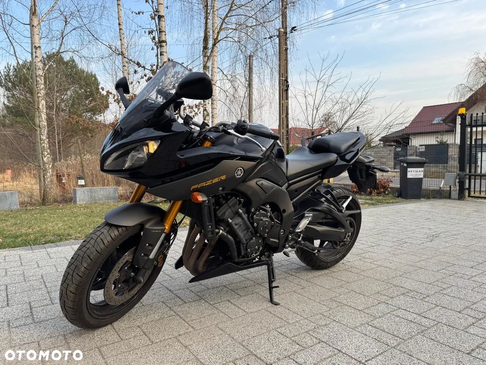 Yamaha FZ8 - 5