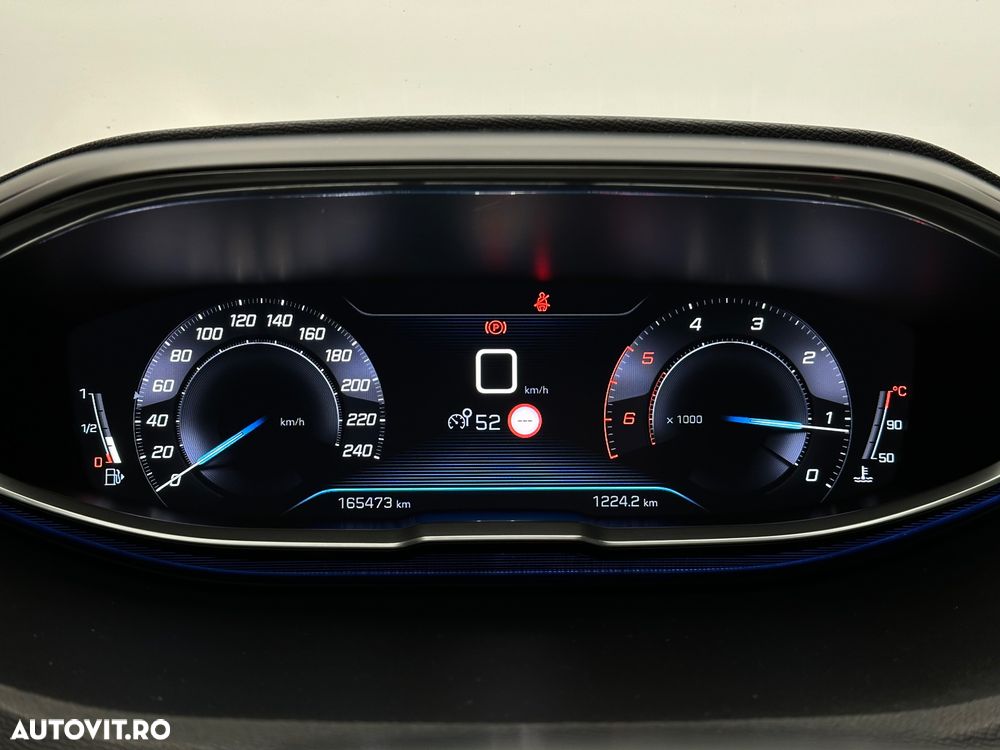 Peugeot 3008 1.6 BlueHDI S&S Active - 9