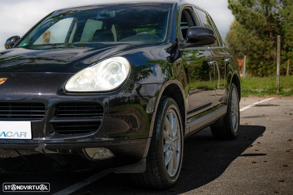 Porsche Cayenne Turbo - 12