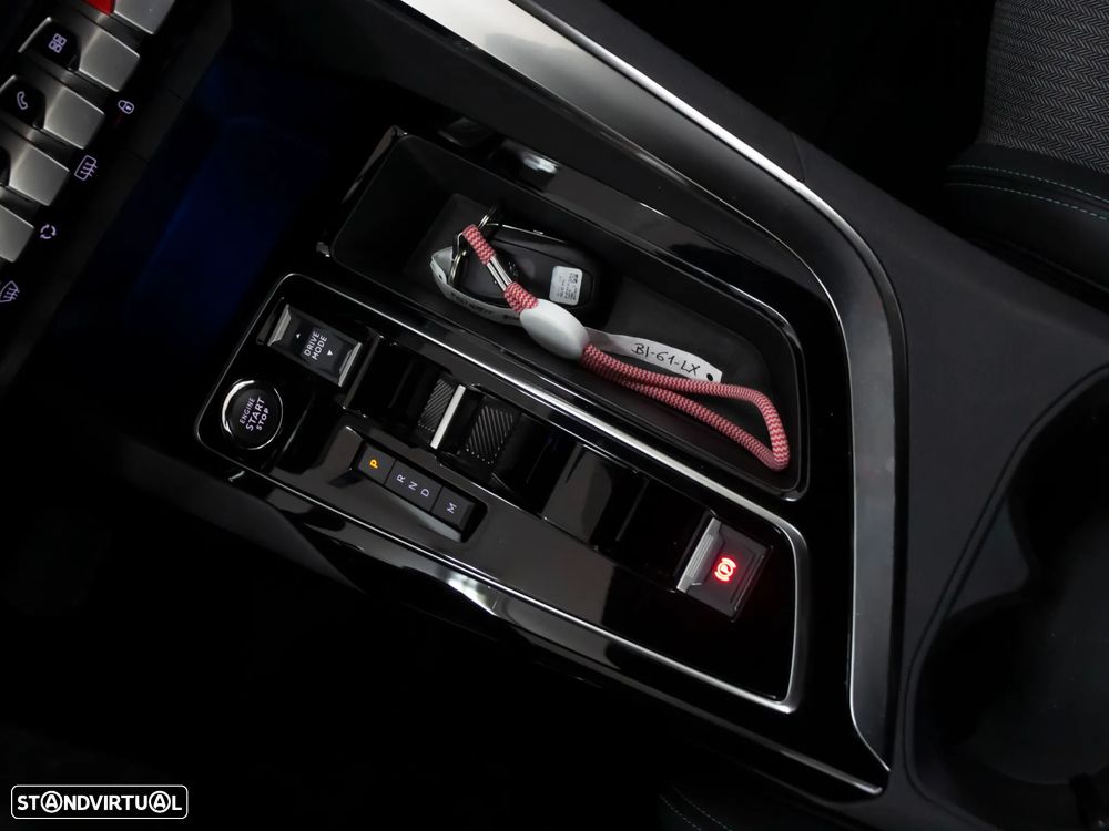 Peugeot 3008 1.2 PureTech Allure EAT8 - 35