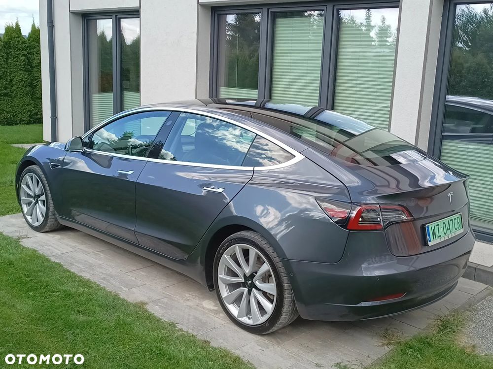 Tesla Model 3 Langstreckenbatterie Allradantrieb Dual Motor - 4