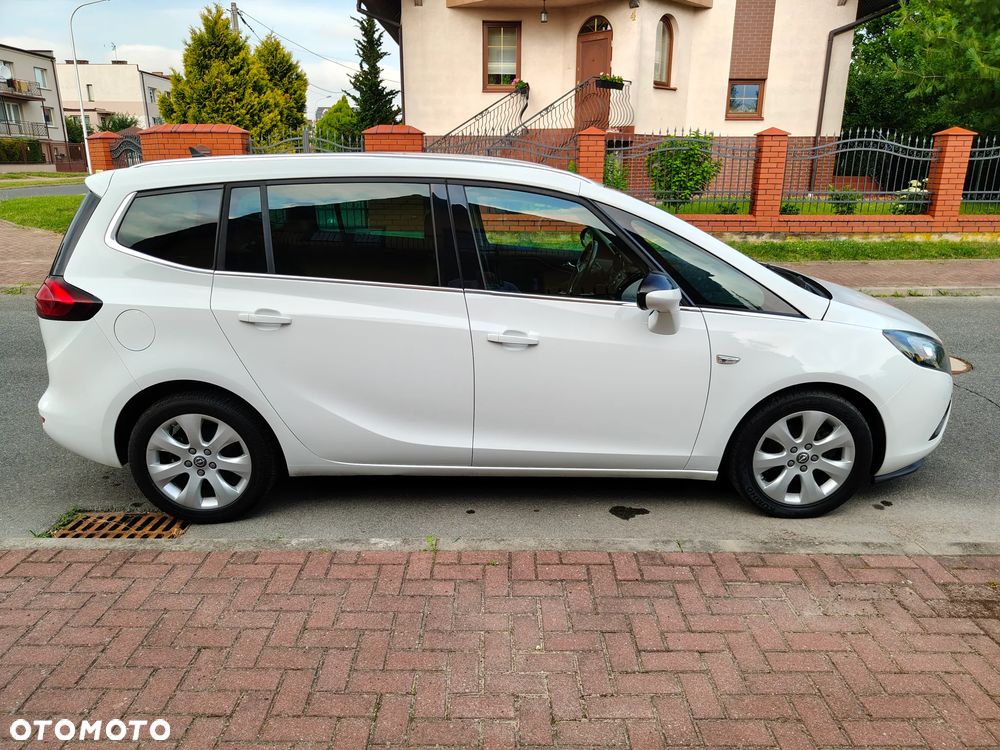 Opel Zafira - 9