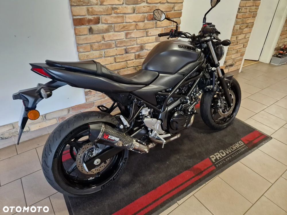 Suzuki SV - 4