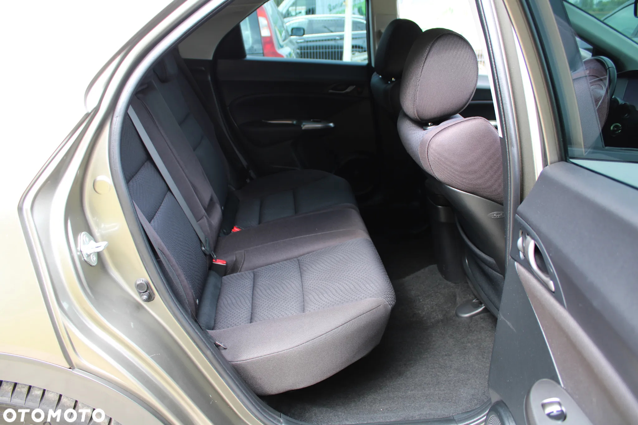 Honda Civic 1.8i-VTEC Sport - 31