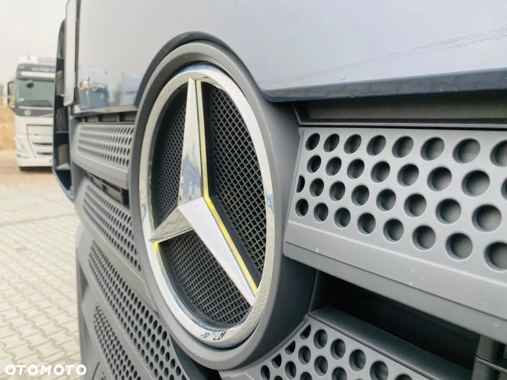 Mercedes-Benz Actros 1845 Retarder Bogato Wyposażony Niemcy niski Przebieg - 13