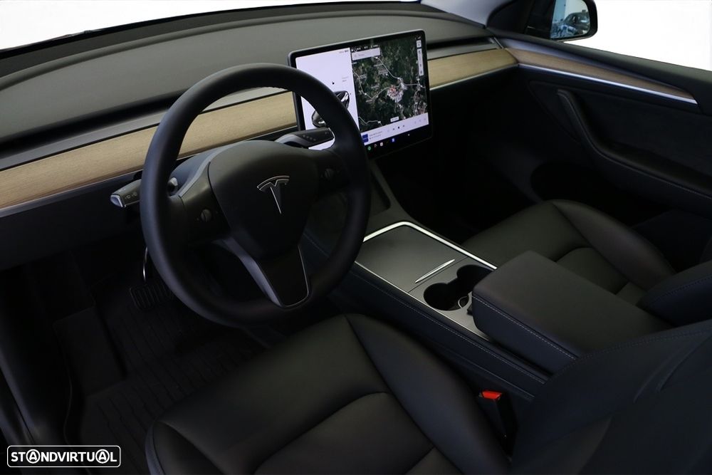 Tesla Model Y Tração Traseira - 2