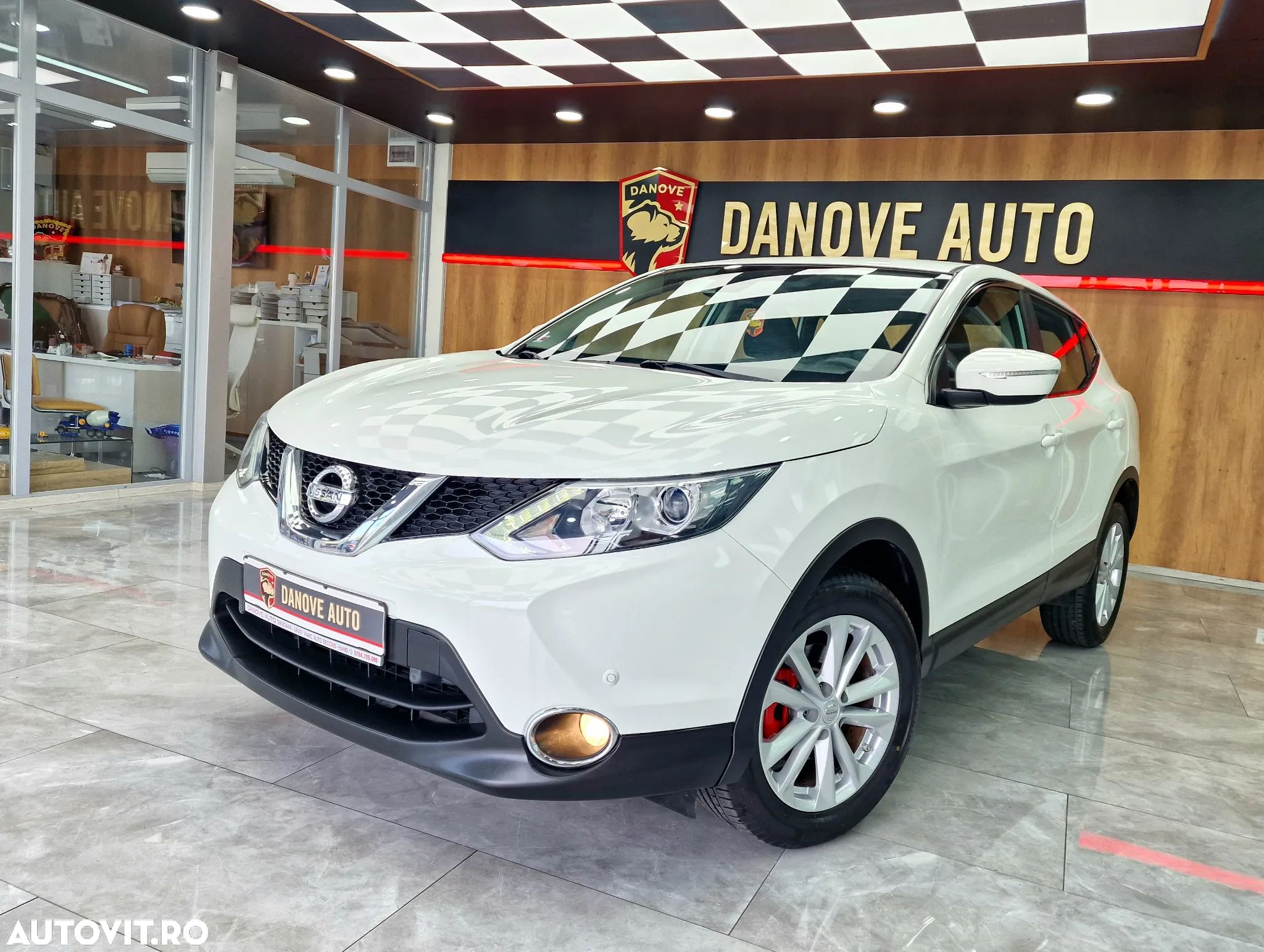 Nissan Qashqai 1.5 DCI Start/Stop Acenta - 1