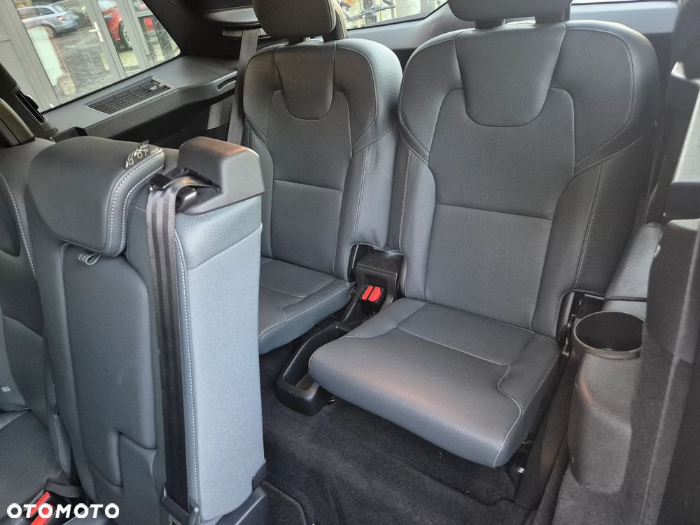 Volvo XC 90 T8 AWD Recharge Geartronic Inscription Expression - 26