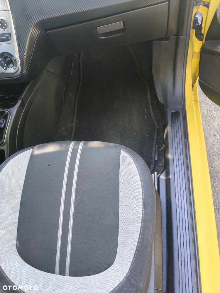 Fiat Punto - 6