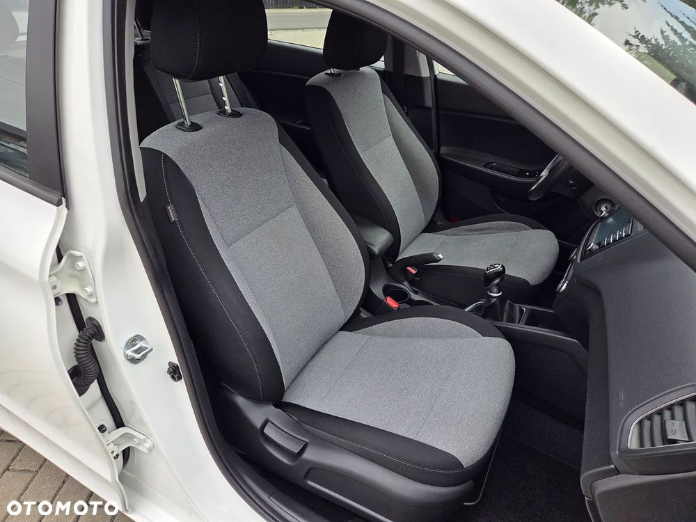 Hyundai i20 1.4 CRDi Premium - 8