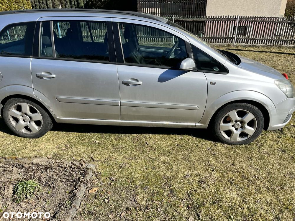 Opel Zafira 1.6 Enjoy - 8