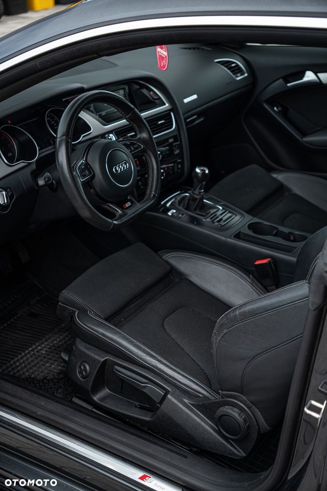 Audi A5 Coupé 2.0 TDI DPF quattro - 29