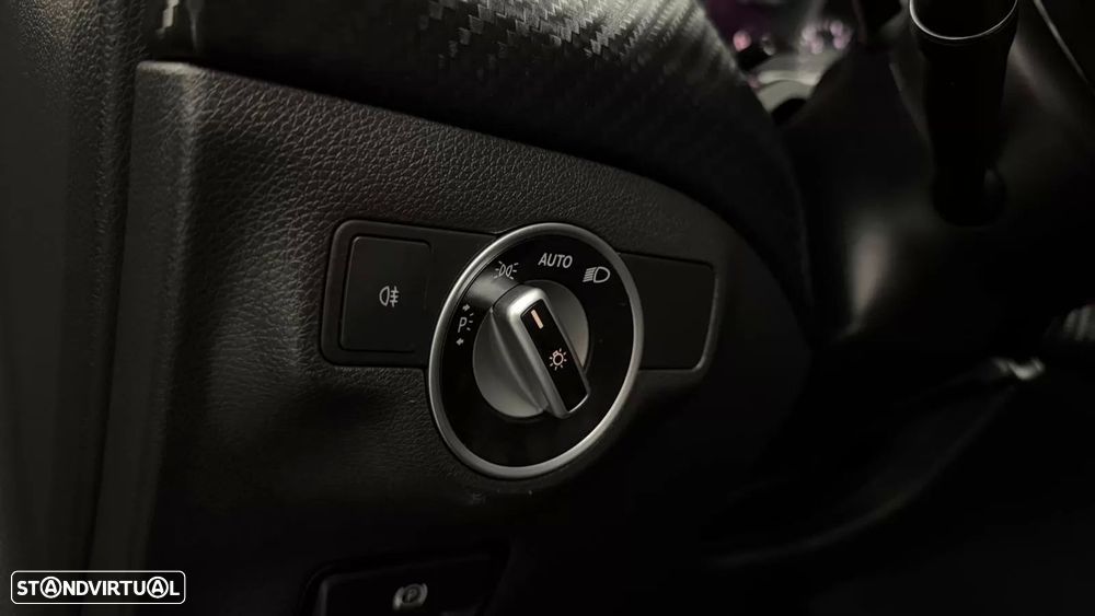 Mercedes-Benz A 180 CDI (BlueEFFICIENCY) 7G-DCT AMG Sport - 35