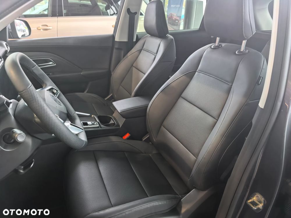 MG ZS Hybrid+ - 15