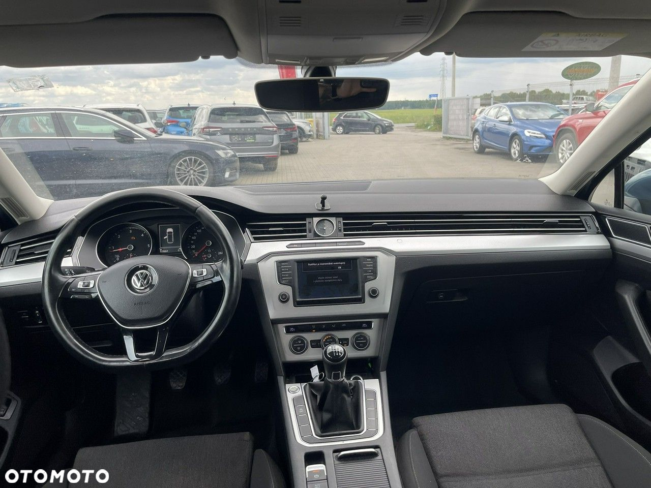 Volkswagen Passat 2.0 TDI BMT Comfortline - 8