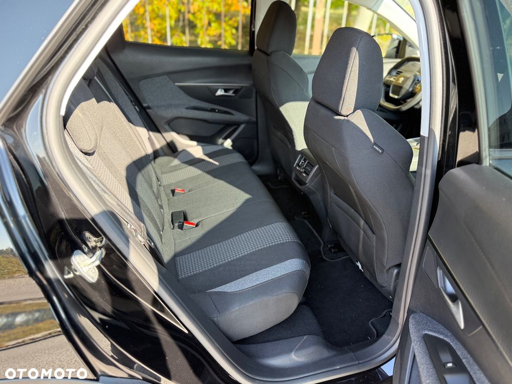 Peugeot 3008 1.2 PureTech Active Pack S&S - 26